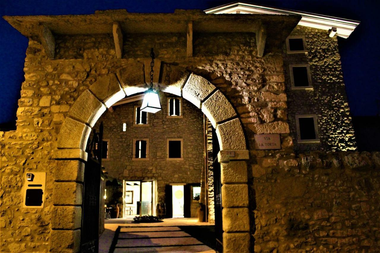 B&B Arco Di Vino 마라노 디 발포리첼라 외부 사진
